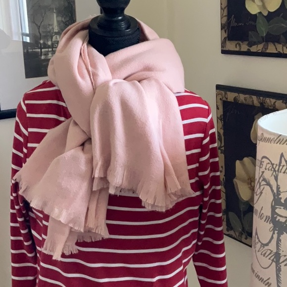 Smokey rose super soft scarf by Only- new with tags - Picture 1 of 7